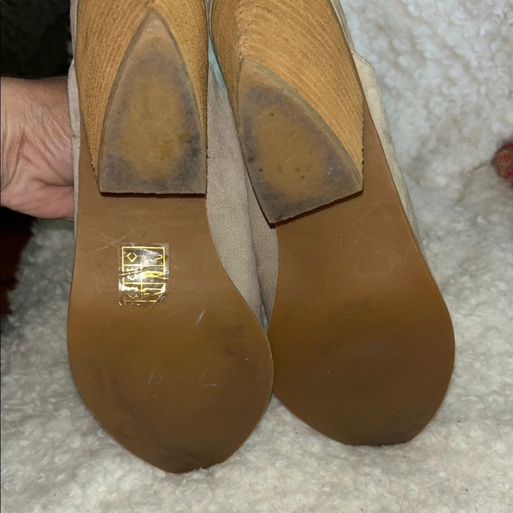 Jeffrey Campbell Tan Mules with Almond Toe - Picture 6 of 6
